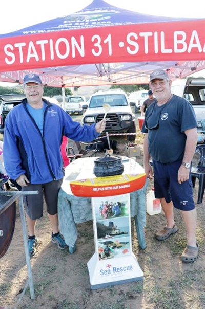 Potjie sorg vir geld in pot