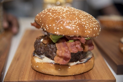 The Burger Exchange opens on Thesen Island