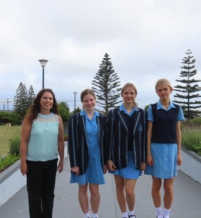 Exchange students at Point