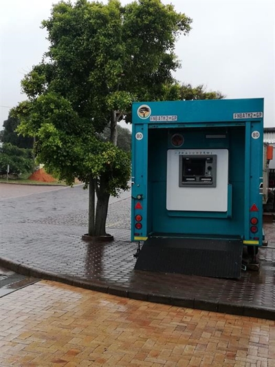 FNB verduidelik Stilbaai-tak se sluiting