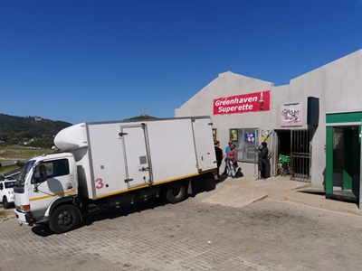 Twee vas na gewapende roof op Groot Brak