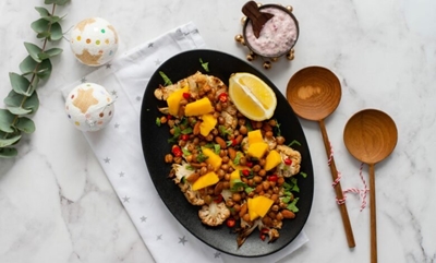 Recipe: Grilled cauliflower steaks, crispy chickpeas and mango salad