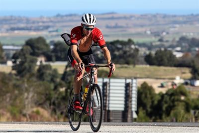 Cyclist completes three Everests on Outeniquas