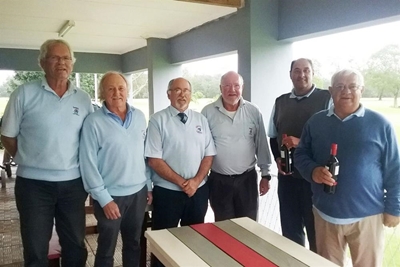 Sages speel gholf in alle omstandighede