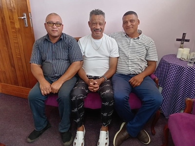 Pacaltsdorp-leraarsforum en Men’s Group hou optog teen geweld