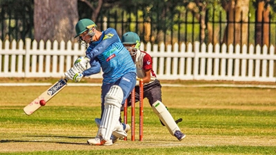 Comprehensive 111-runs victory for George