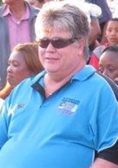 Olivier hoor in April sy lot