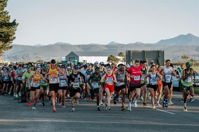 Vars kolwyntjies en koffie met gewilde Pie Run-wedloop