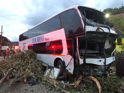 60 children in Plett bus crash
