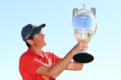 Lamprecht bags world title