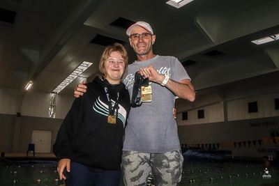 Blink medaljes vir jong swemmers
