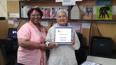 Seniors shine at Blanco library