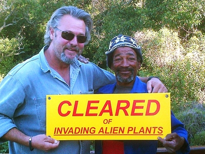 Kaaimanskloof embraces weed-free environment