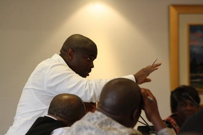 Point of (dis)order in Knysna Council