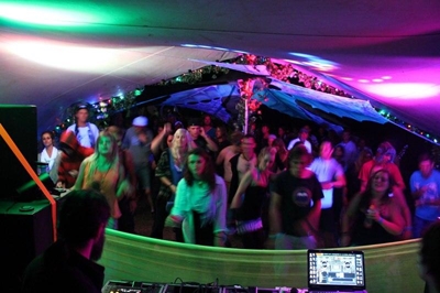 Trance parties no den of drugs