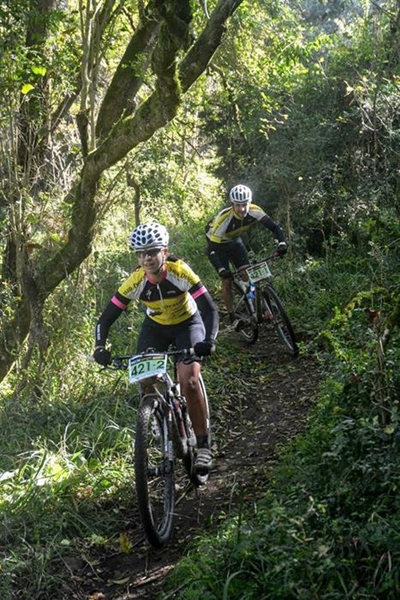 GR300 mountain bike race around the corner