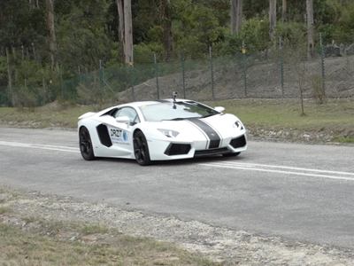 Supercar shootout at Hillclimb