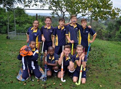 Knysna Primary excels at hockey tournament