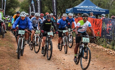Bergfietsryers trap stof om Thabile Lodge