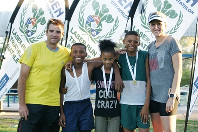 Saturnus atlete deel in laser-run
