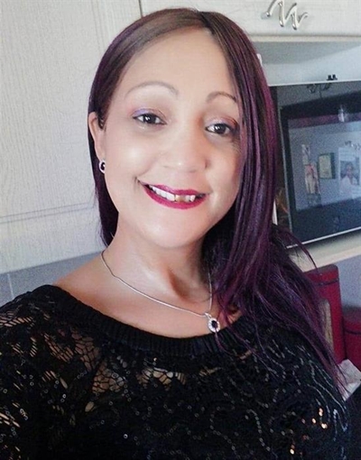 Vrou se storie lei haar na 'paleis'