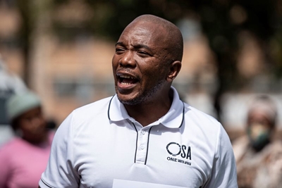 30% Pass mark undermines the intellect of SA’s youth – Maimane