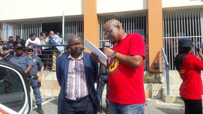 Protest: Second memorandum handed over