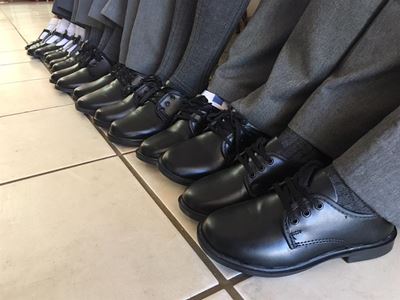 Nuwe skoene vir die nuwe skooljaar