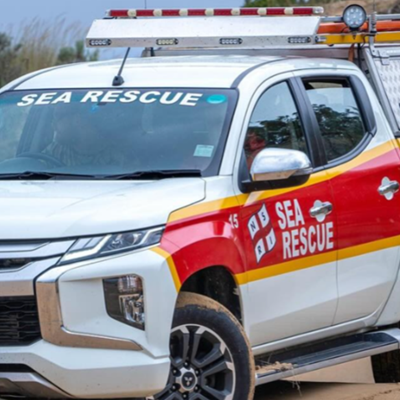 Student helps rescue woman caught in strong rip currents 