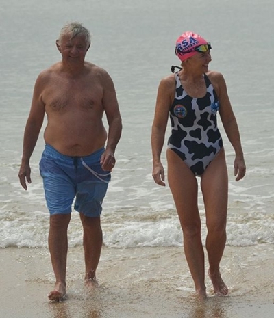 Swimmers raise R12 500 for CHOC