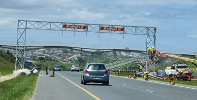 Gantries over N2 not for tolling
