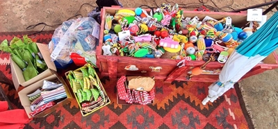 Jaarlikse Kersboom vir diere beplan