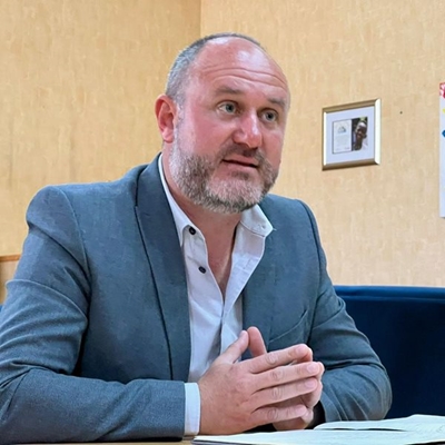 'Werk saam met belastingbetalers!'