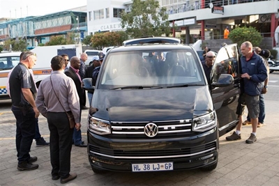 Armoured vehicle for crime-fighting