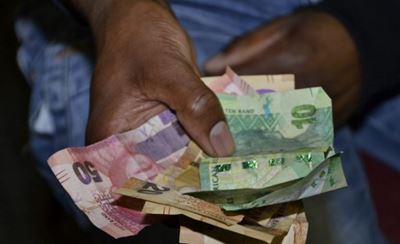 Rising interest rates, inflation add to pressure SA consumers face