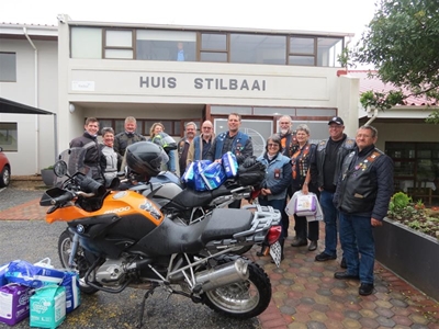 Motorfietsryers besoek Huis Stilbaai