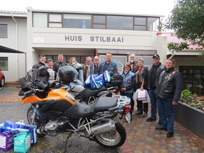 Motorfietsryers besoek Huis Stilbaai