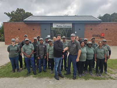 Dotsure reaches out to Botanical Garden with sponsorship