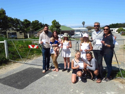 Sandpiper Road: Local petition council