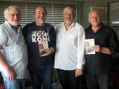 Gedigte landwyd gesoek vir bundel