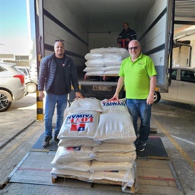 It's raining rice at Food Pantry