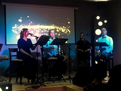 Singing group a delight