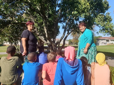Kinders by dosyne vir dié ma's