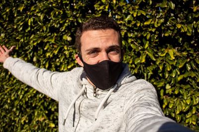 The Lockdown Bachelor: Let's hear it for the masks