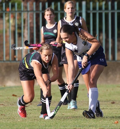 Langenhoven-dogters klop Oudtshoorn se hokkiebokkies