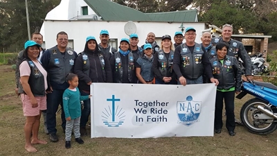 Ridders vir 'n kind se glimlag