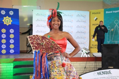 Recyclable fashion turns heads at Tyholora Primary