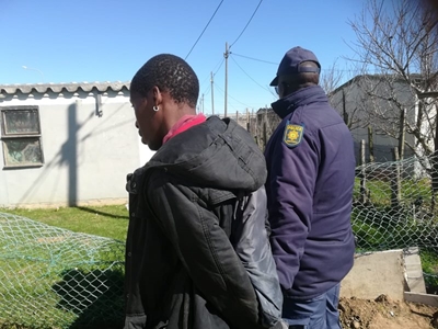 Alleged hijacker apprehended after high speed car chase 