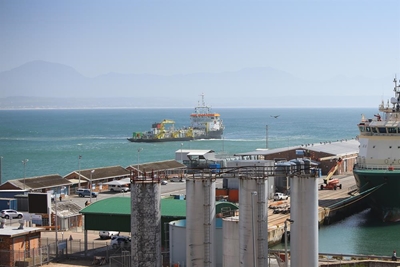 Dredging campaign a success at Port of Mossel Bay