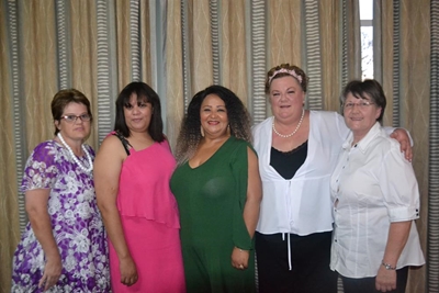Feestelike Kersparty vir Eljada